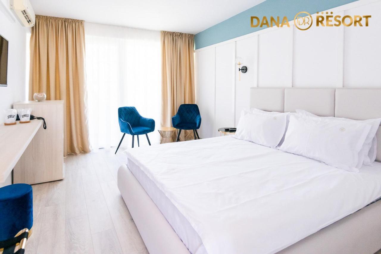 Hotel Dana 4*