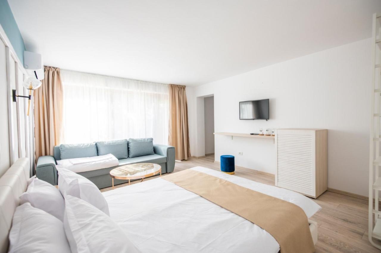 Hotel Dana 4*